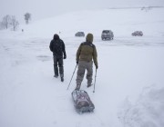 عاصفة ثلجية «تاريخية» تشلّ شرق كندا والسلطات تطلب مساعدة الجيش