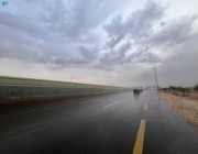 أمطار وغيوم الرياض تشكل أجواء ساحرة