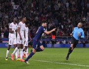 باريس ينجو من الهزيمة أمام كليرمون بالدوري الفرنسي