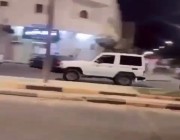 بالفيديو .. إيقاف سيارة بالقوة الجبرية بالسعودية