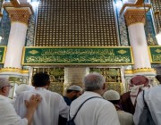 الحجاج في رحاب المسجد النبوي