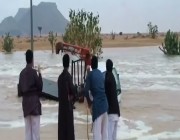 بالفيديو شباب أنقذوا مصري من الغرق شاهد كيف احتفلوا بالفرحة ههههه