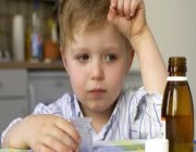 استشاري يكشف سر تسمم الأطفال من دواء «الفيفادول»