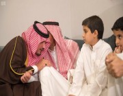 وزير الداخلية معزياً والد “الشهيد العبداللطيف”: اعتبر أن لك ولداً في الرياض وهو أنا (فيديو وصور)