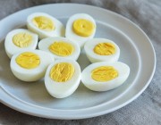 دراسة: تناول بيضتين يوميا قد يؤدي إلى مشكلات صحية في القلب