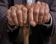 5 عادات تعجل من الشيخوخة