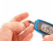 انخفاض مستوى السكر في الدم.. الأعراض وطريقة العلاج