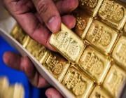 أسعار الذهب ترتفع مع تحول الدولار للانخفاض
