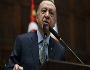 قيادي تركي يبشّر بنهاية “أردوغان” وحزبه.. والأزمات تقود نحو الهاوية