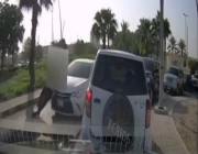 بالفيديو .. استنكار لسائق تعمد دهس 《رجل أمن》 داخل جامعة الملك سعود