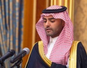 فيديو وصور.. الأمير سلطان بن أحمد يؤدي القسم أمام خادم الحرمين بعد تعيينه سفيراً لدى البحرين