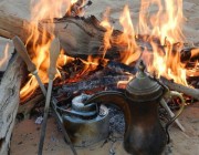 دراسة حديثة: دخان الطهي بالفحم والحطب يؤثر على صحة المواليد العقلية