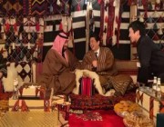 فيديو وصور .. ولي العهد بخيمته مع رئيس الوزراء الياباني