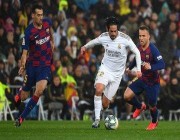 فيديو.. ريال مدريد يحسم مواجهة الكلاسيكو بثنائية في مرمى برشلونة ويستعيد صدارة الدوري