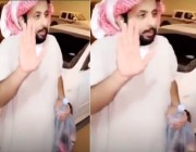 شاهد.. تركي آل الشيخ ينشر فيديو لشبيهه ويطالبه بالتواصل معه
