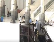 فيديو.. بكاء خطيب المسجد الحرام أثناء الدعاء في خطبة الجمعة