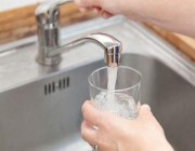 فيديو.. نائب رئيس شركة المياه: مياه “الحنفية” صالحة للشرب 100%