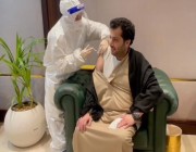 تركي آل الشيخ يتلقى الجرعة الثانية من لقاح فيروس كورونا