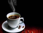 فيديو.. تعرّف على فوائد القهوة ومتى تكون ضارة؟ وهل صحيح أن تناولها باردة أفضل صحياً؟