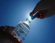 “الغذاء والدواء” تحذر من استهلاك منتج مياه لإحدى الشركات المحلية