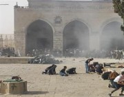 قوات الاحتلال الإسرائيلي تقتحم المسجد الأقصى ومواجهات عنيفة مع الفلسطينيين (فيديو)