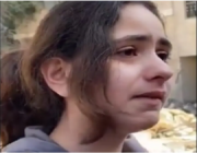 بالدموع.. فتاة فلسطينية تبكي غزة: نحن أطفال لماذا يقتلوننا؟