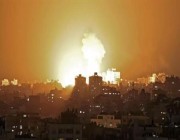 احتفالات بغزة بعد دخول اتفاق وقف إطلاق النار حيز التنفيذ.. و”الفصائل” تحذر (فيديو)