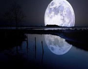“فلكية جدة” توضح حقيقة الفيديو الذي يظهر القمر عملاقاً وقريباً جداً من سطح الأرض