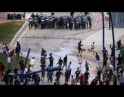 اشتباكات بين الشرطة ومهاجرين على أبواب سبتة المغربية