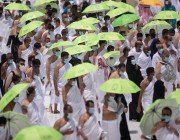 “الشؤون الإسلامية” تكمل توزيع ربع مليون مظلة شمسية للمعتمرين والمصلين بالحرم المكي
