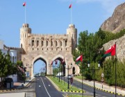 سلطنة عمان تحظر دخول القادمين من 16 دولة