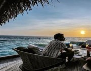 نجم الاتحاد “رومارينهو” يستمتع بإجازته في جزر المالديف