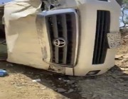 نجاة عائلة سعودية من الموت بعد سقوط سيارتهم في عقبة بسودة عسير