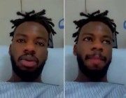 فيديو.. “تمبكتي” يطمئن جمهوره بعد الإصابة : “كلها شهرين وراجع”