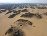 “قعر جهنم”.. حفرة غامضة تحوم حولها الأساطير في اليمن (فيديو وصور)