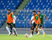 الأخضر الأولمبي يواصل تدريباته في معسكر الرياض (صور)