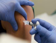 “الصحة” تُعلن البدء في تطعيم الفئة العمرية من 12-18 سنة بلقاح فايزر بيونتك