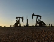 تراجع أسعار النفط إثر مؤشرات على زيادة إنتاج أوبك
