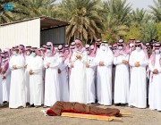 نائب أمير منطقة الرياض يؤدي صلاة الميت على المستشار الخاص والمشرف على مكتب سمو أمير المنطقة