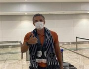 “شاموسكا” مدرب “الشباب” يصل الرياض (فيديو وصور)