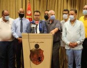 فوضى وعنف في برلمان تونس.. كتل نيابية تكشف دور الغنوشي