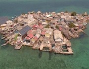إحداها تُسمى فينيسيا إفريقيا.. 7 قرى سياحية تعيش على سطح الماء