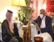 وزير الخارجية يلتقي قائد الجيش الباكستاني