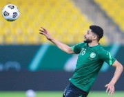 لاعب النصر السابق يوضح ما يميز “العمري” عن غيره