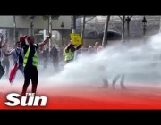 اشتباكات عنيفة مع الشرطة في باريس بسبب قيود كورونا