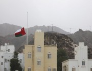 السيول والفيضانات تسبب أضرار كبيرة بولاية صور في سلطنة عمان (فيديو)