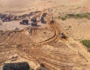 القوات الخاصة للأمن البيئي تضبط مخالفين لنظام البيئة يقومون بنقل الرمال وتجريف التربة
