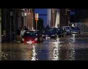 سكان مدينة دينانت البلجيكية يُحصون الأضرار التي سببتها السيول العارمة