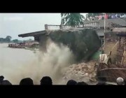 لحظة انهيار منزل في الهند نتيجة الفيضانات