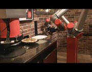 مطعم بباريس يعتمد على “روبوت” لطهي الوجبات وتقديمها للزبائن